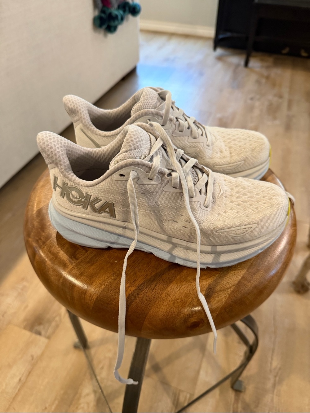 Women’s Hoka’s Clifton